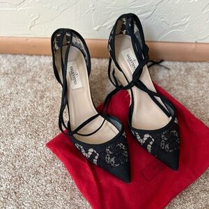 Valentino Black Lace Espadrilles 38 Never Worn